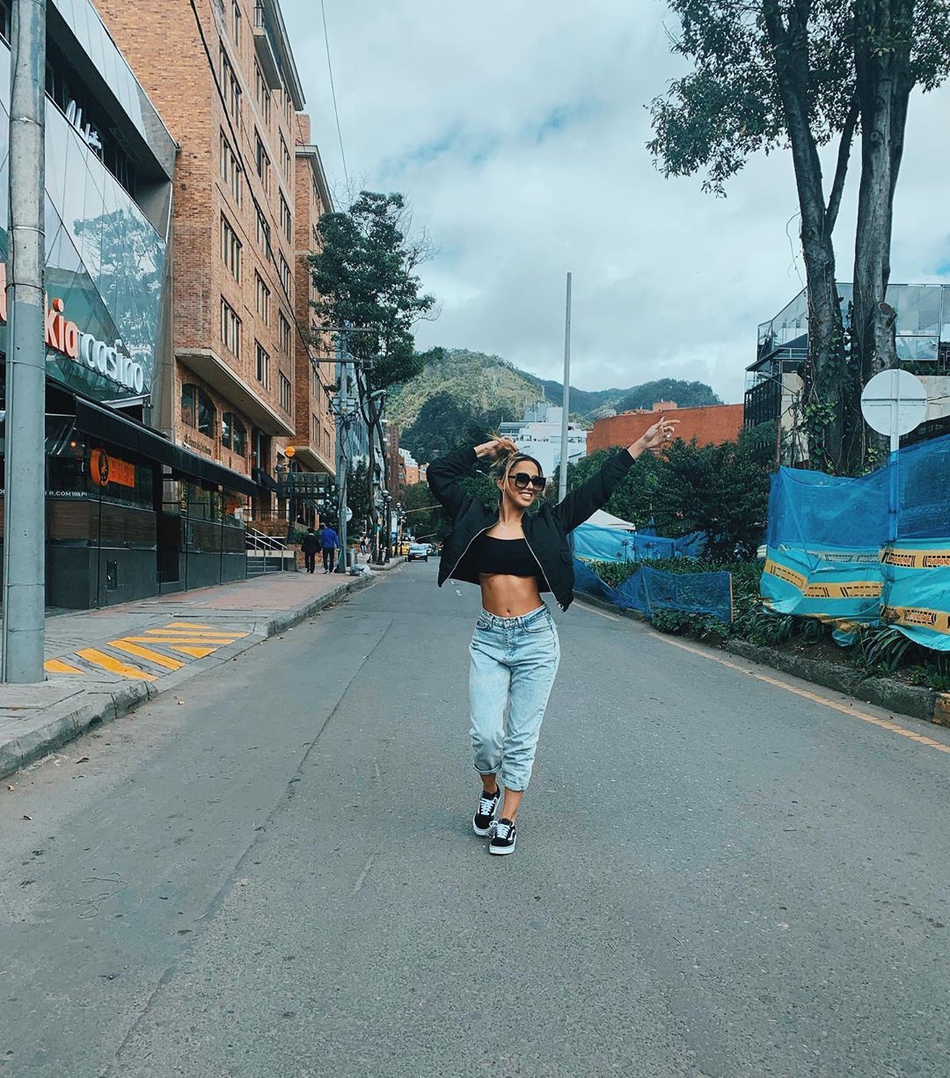 身材逆天的22岁热火啦啦队小姐姐!颜值超高 还是个建筑师