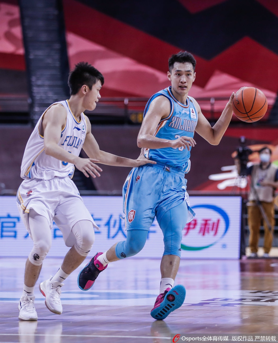 CBA复赛：福建106-101新疆