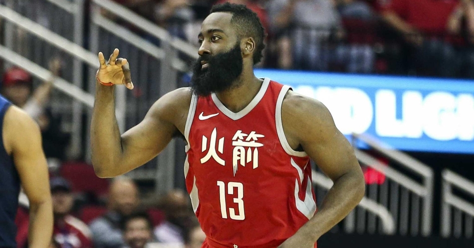 8、单赛季单场命中10+三分球场次