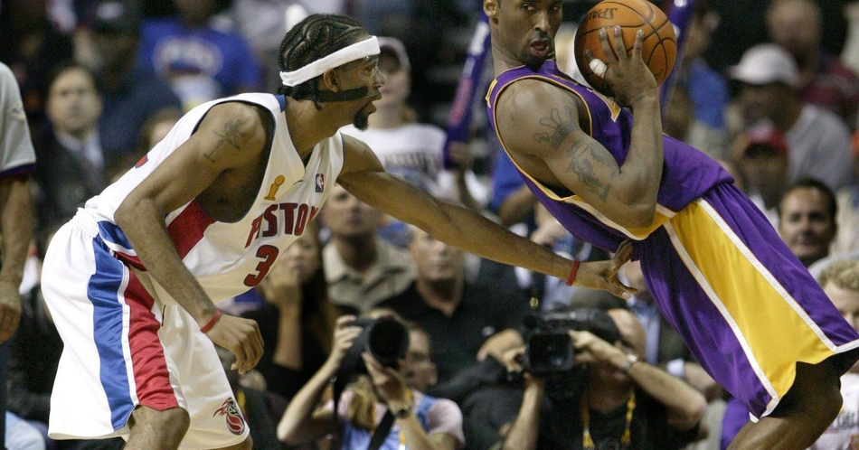 官方祝科比生日快乐！但这主页君也许是个科黑