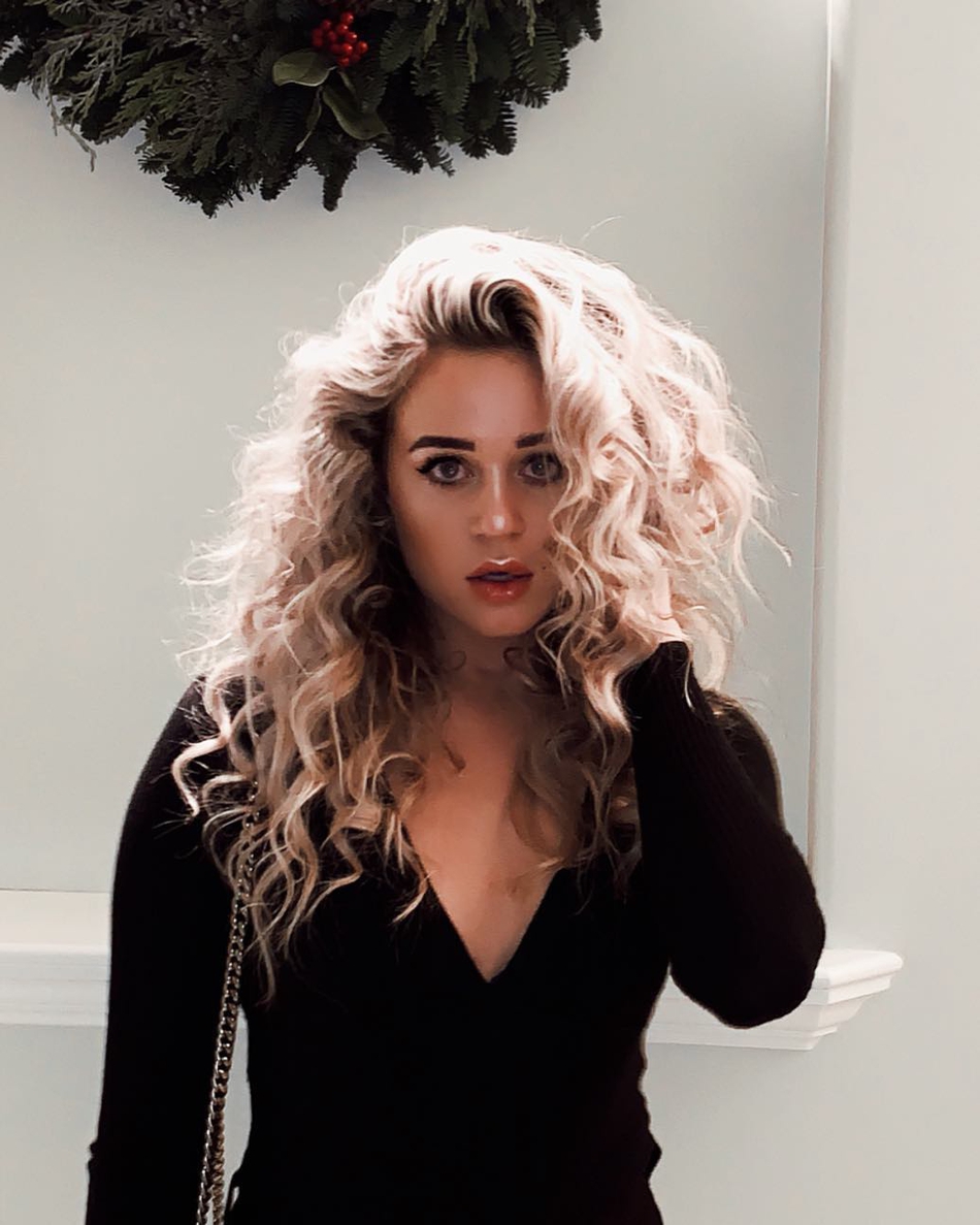 神似龙母的爵士拉拉队小姐姐美照第二弹！看一眼就再也无法自拔