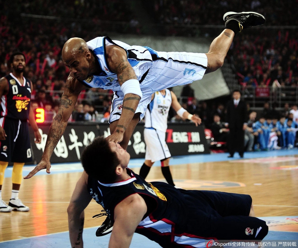 回顾那些年的京粤大战