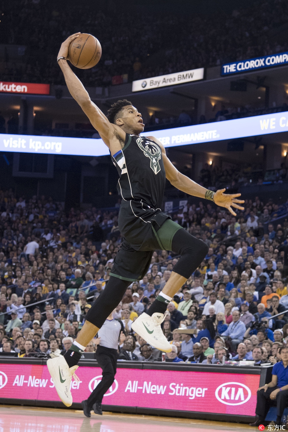 8.父母都是运动员