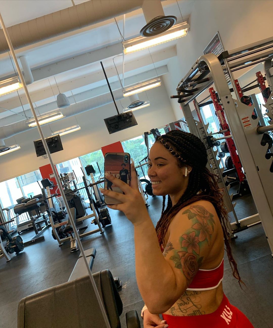 韦德大儿子18岁生日！女友深情告白送祝福！只是小韦德这品味……