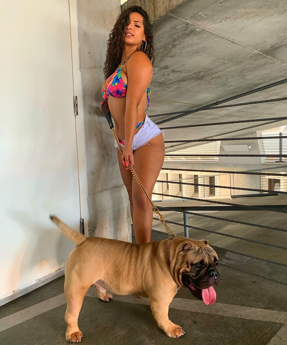 高能预警！身材超超超超超劲爆的热火拉拉队员 她还是心理学博士