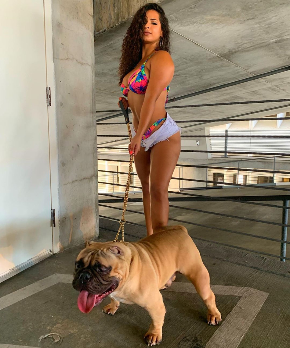 高能预警！身材超超超超超劲爆的热火拉拉队员 她还是心理学博士