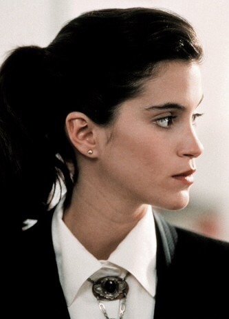 NBA最美女老板！曾是知名女演员 年轻时的颜值也太逆天了吧