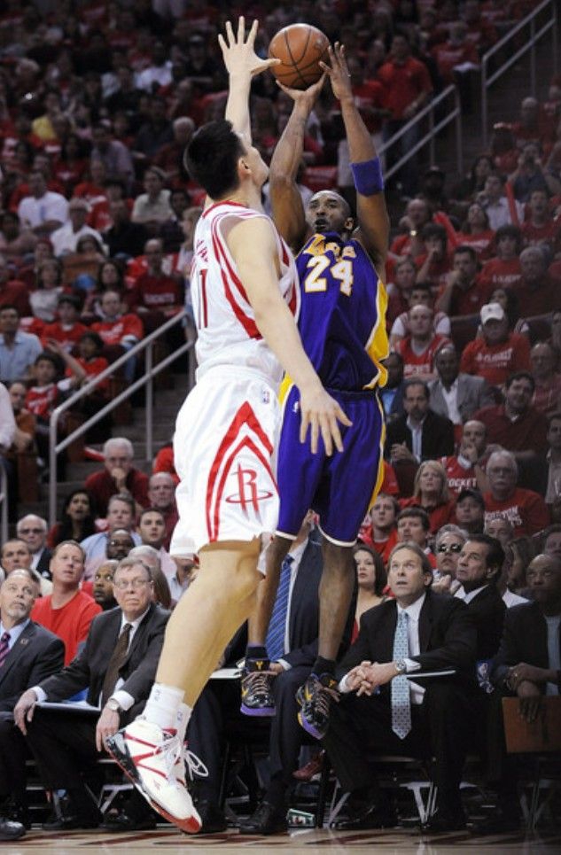 高甜预警!那些年的姚明和科比:从对手到好兄弟