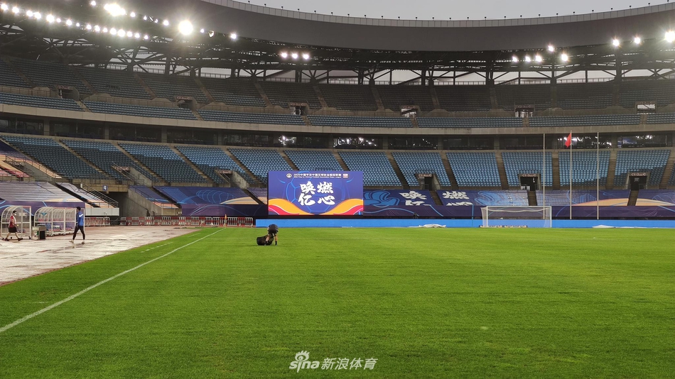 暴雨导致积水!豫沪战延期至26日进行