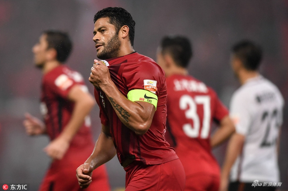 胡尔克点射建功