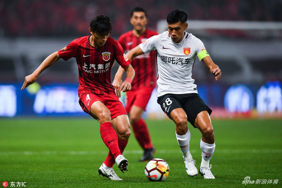 王龀防守张呈栋