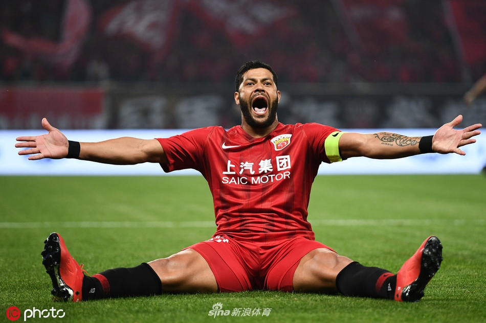 胡尔克顽皮庆祝