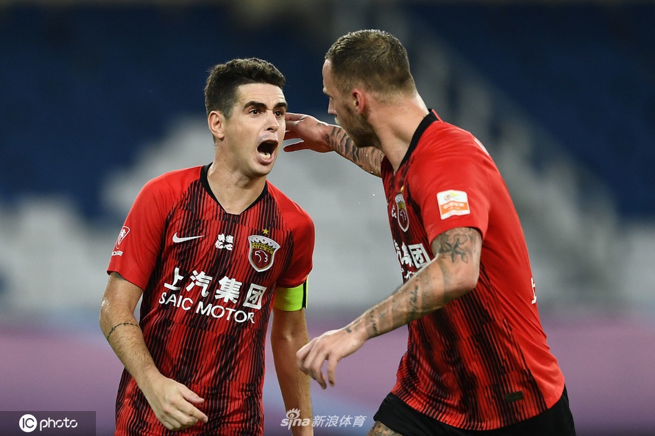 奥斯卡点射破门