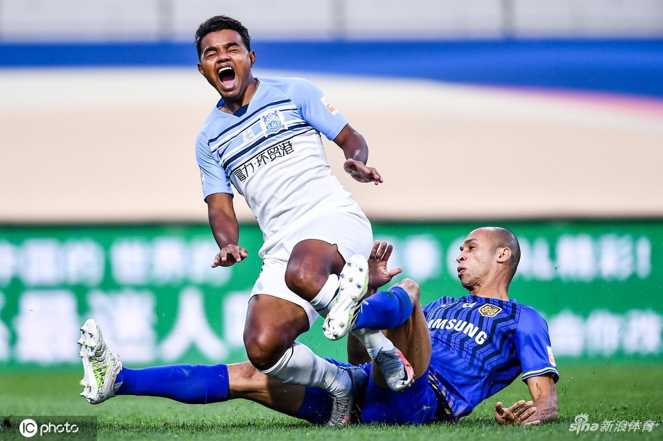 米兰达放铲雷鸟