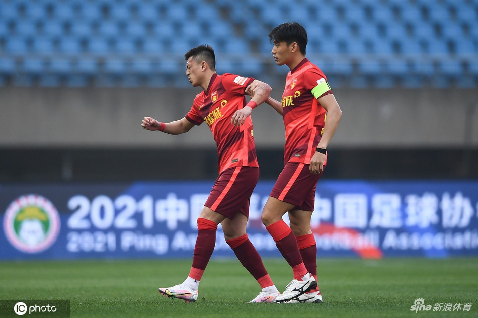 丁海峰开赛前突然受伤离场