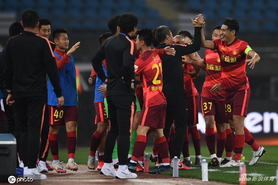 河北队球员庆祝