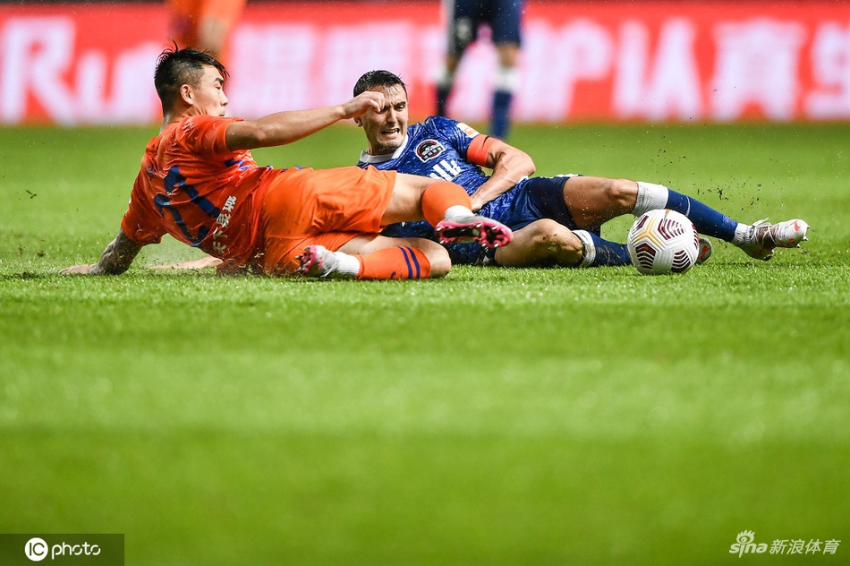 [中超]河南嵩山龙门1-1山东泰山