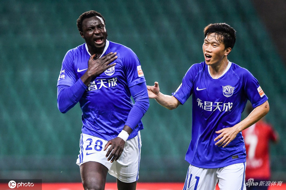 [中超]重庆两江竞技2-2沧州雄狮