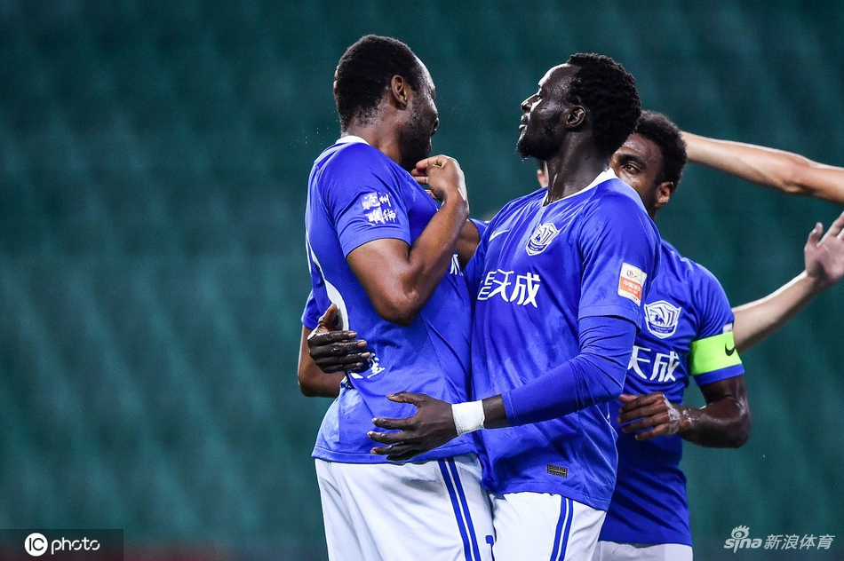 [中超]重庆两江竞技2-2沧州雄狮
