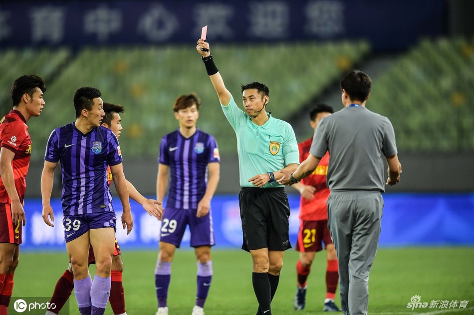 [中超]天津津门虎0-1河北队