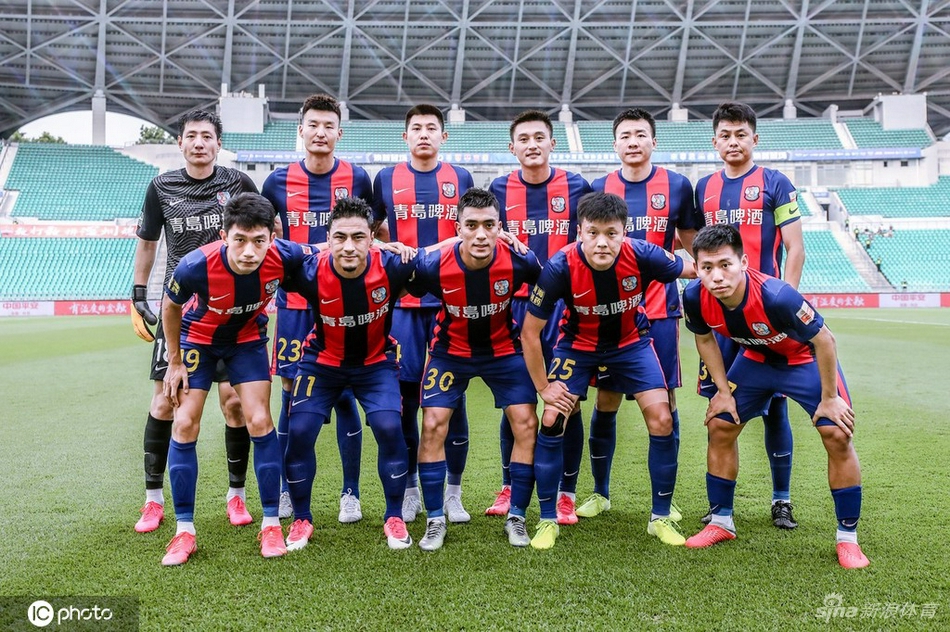 [中超]青岛队1-4深圳队