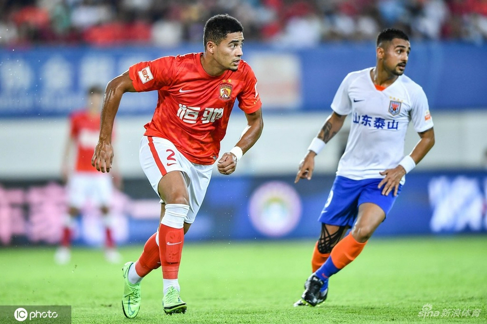 [中超]广州队2-1山东泰山