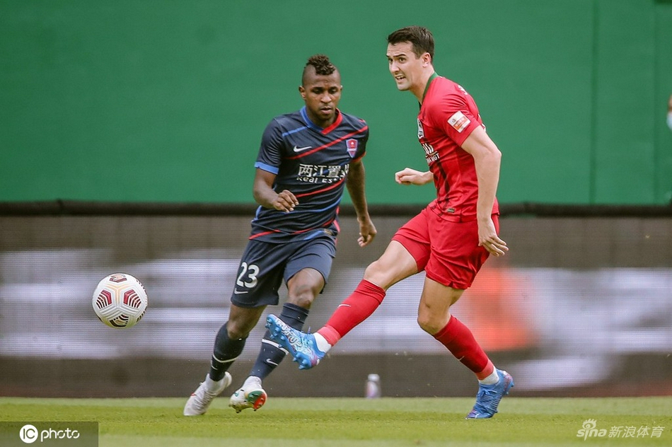 [中超]河南嵩山龙门1-0重庆两江竞技