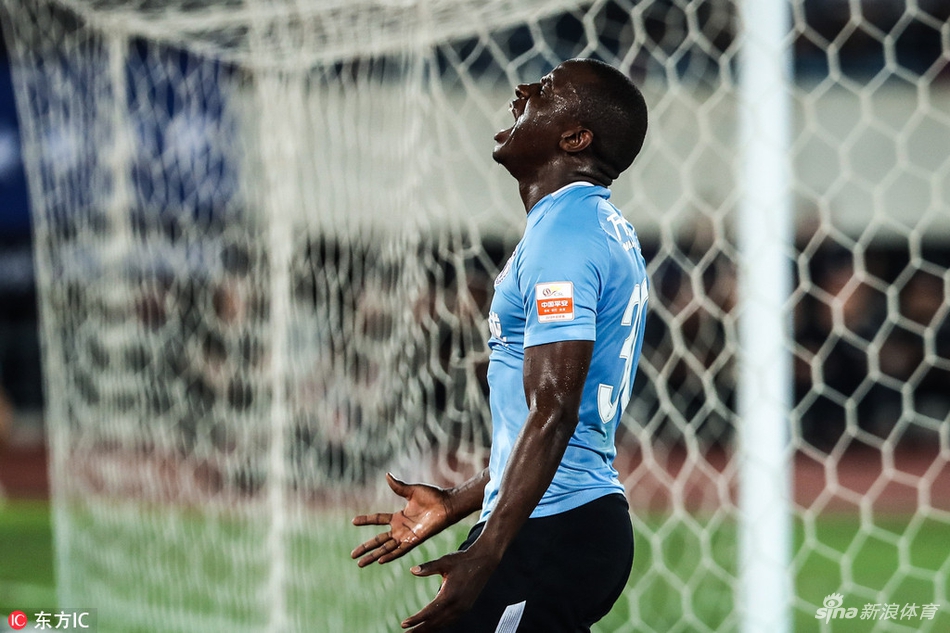 穆谢奎霸气怒吼