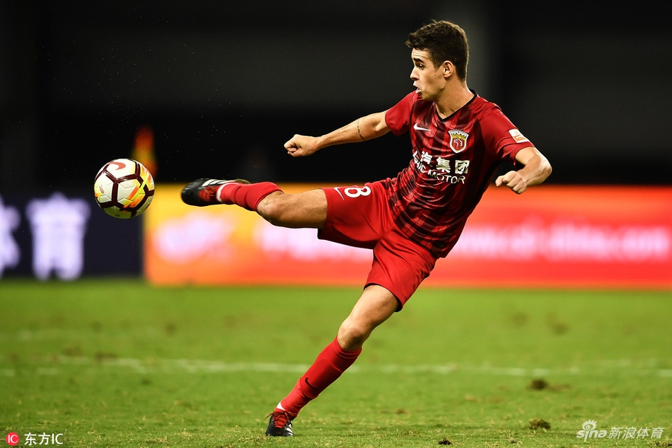 奥斯卡抽射瞬间