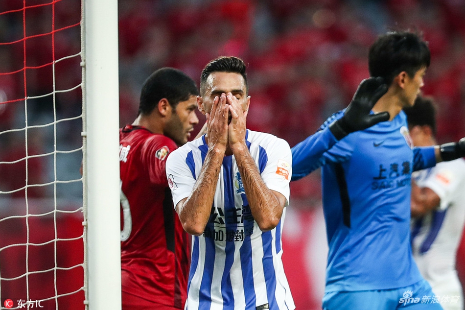 扎哈维错失良机