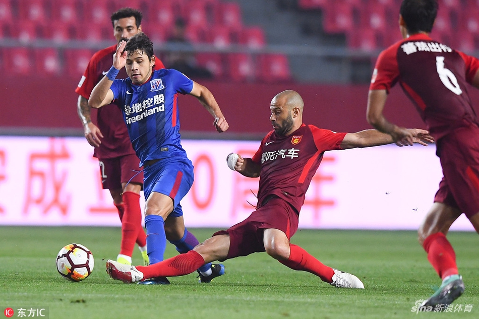 马斯切拉诺铲抢罗梅罗