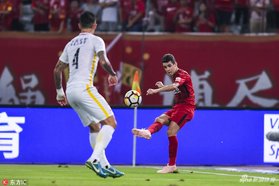 奥斯卡破门瞬间