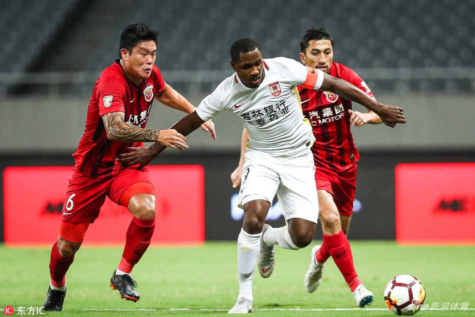 伊哈洛强行突破