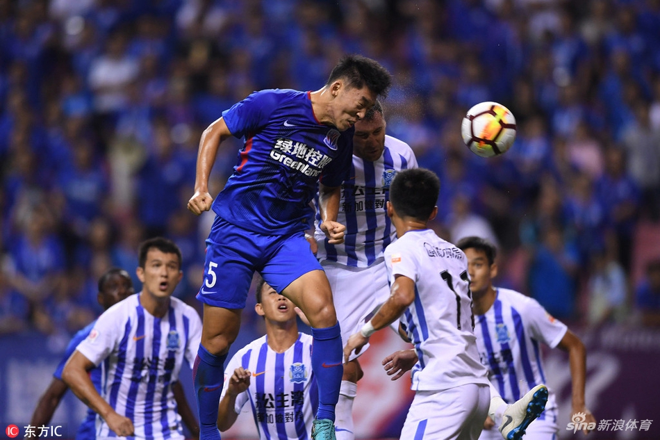 朱辰杰头球破门瞬间