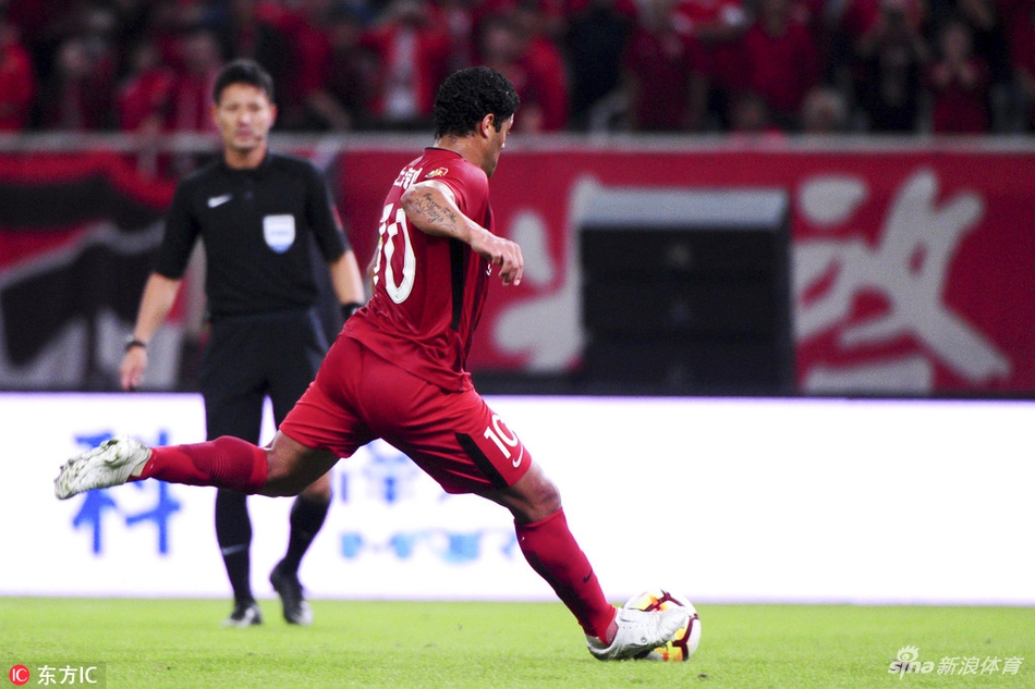 胡尔克点射破门