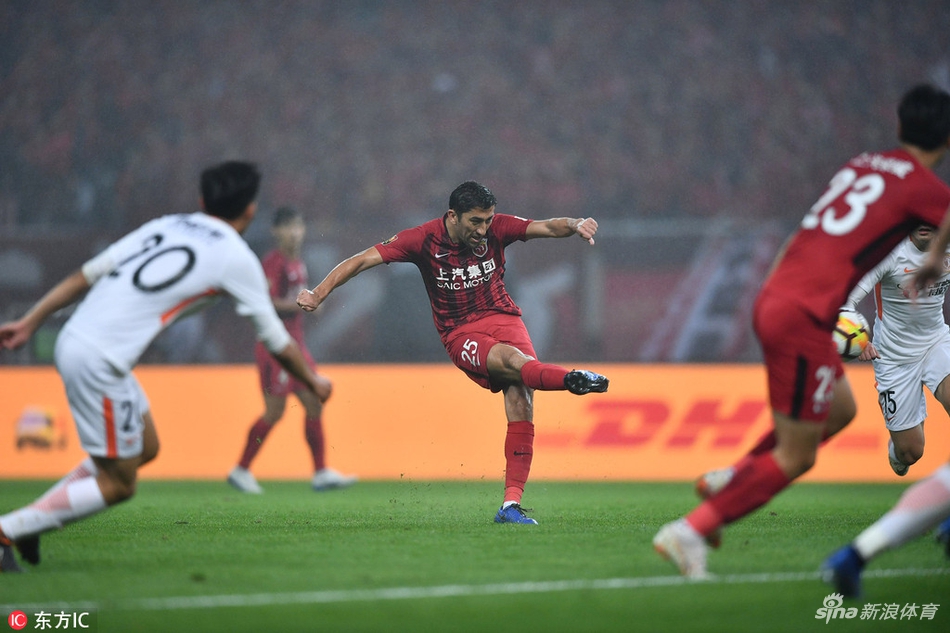 艾哈兜出完美弧线