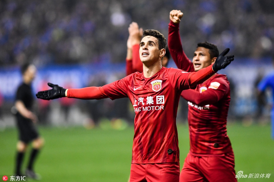 奥斯卡收获首球