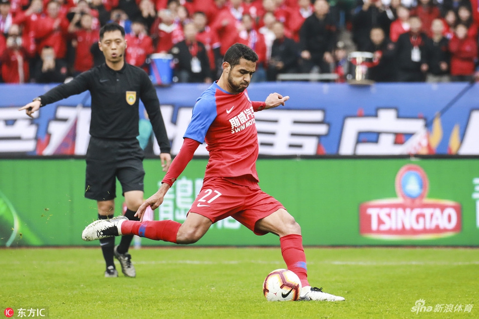 卡尔德克点射瞬间