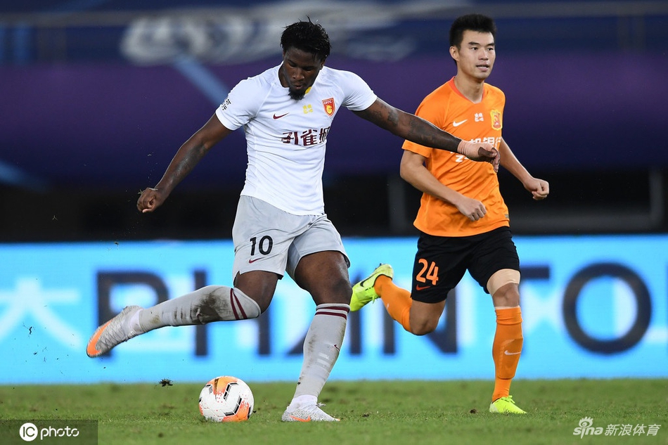 [中超]武汉卓尔0-2河北华夏幸福