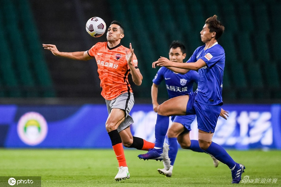 [中超]深圳队2-1沧州雄狮