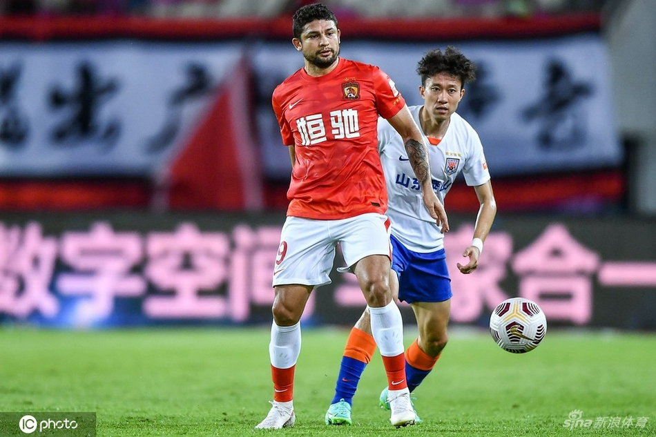 [中超]广州队2-1山东泰山