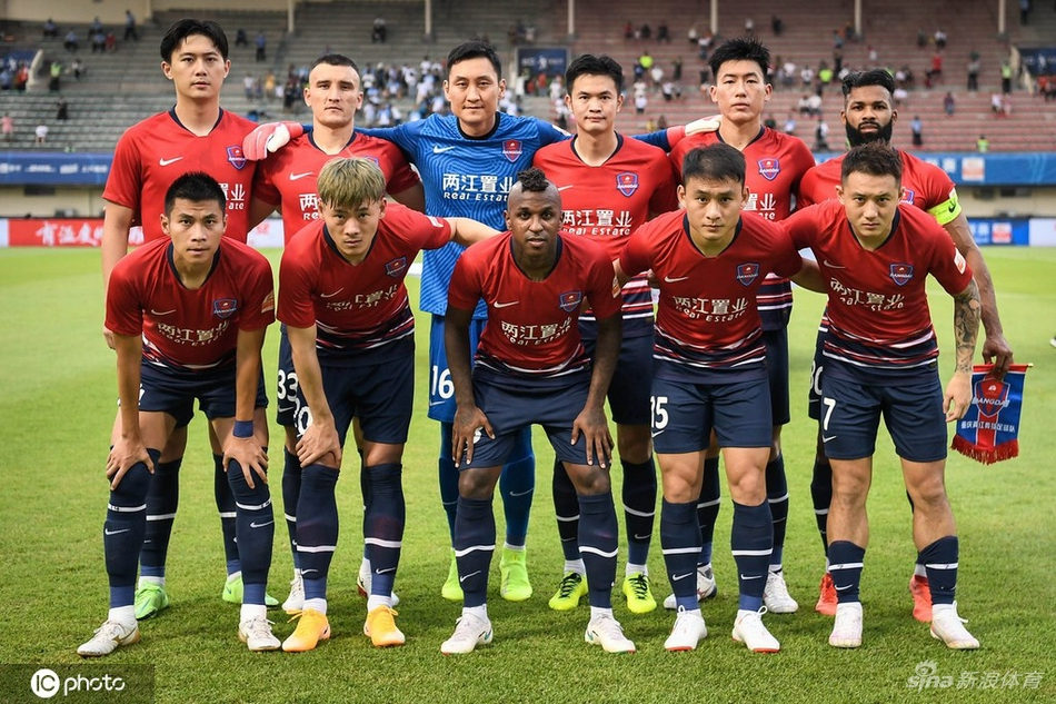 [中超]重庆两江竞技4-0广州城