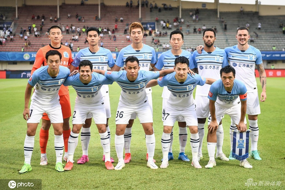 [中超]重庆两江竞技4-0广州城