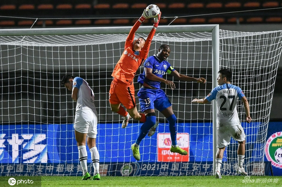 [中超]沧州雄狮0-2广州城