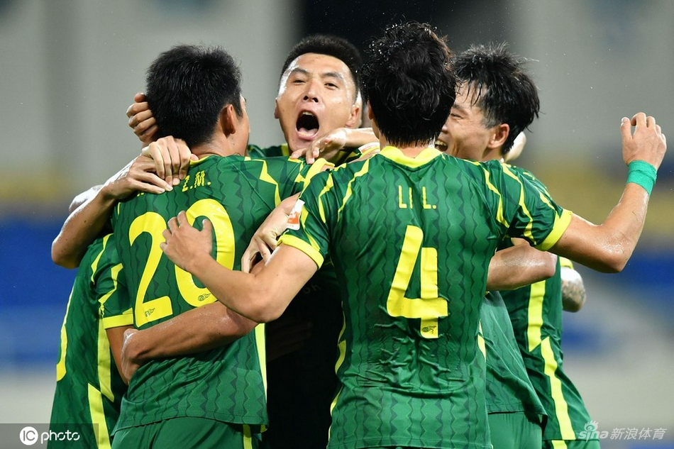 [中超]北京国安2-1长春亚泰