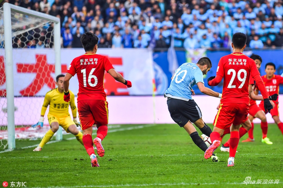 卡拉斯科进球瞬间