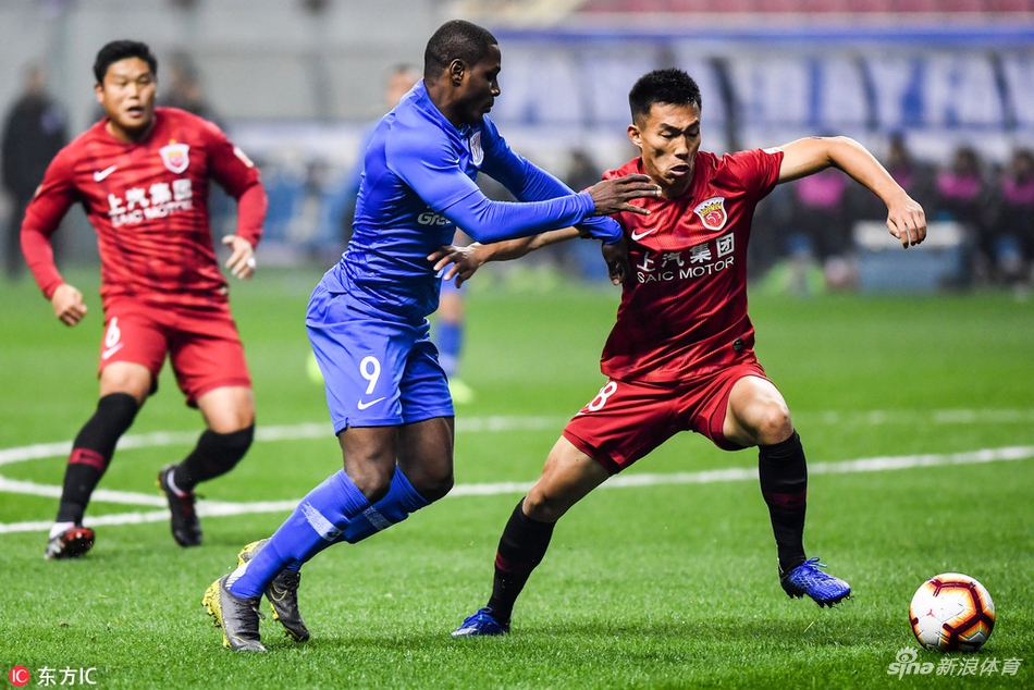 贺惯防守伊哈洛