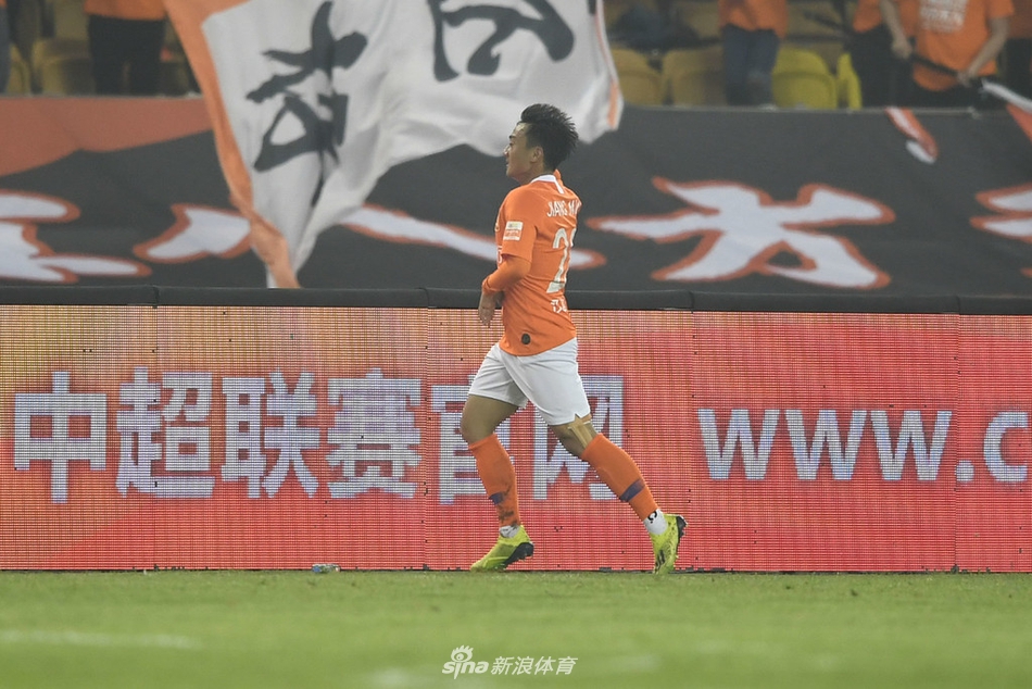 江敏文首开纪录