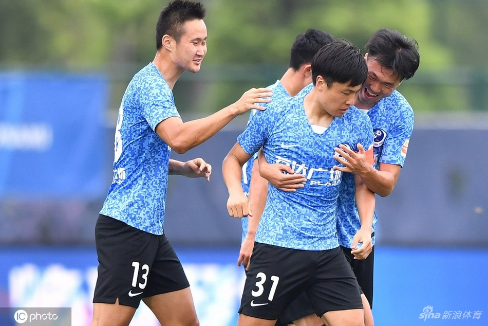[中超]大连人VS上海申花
