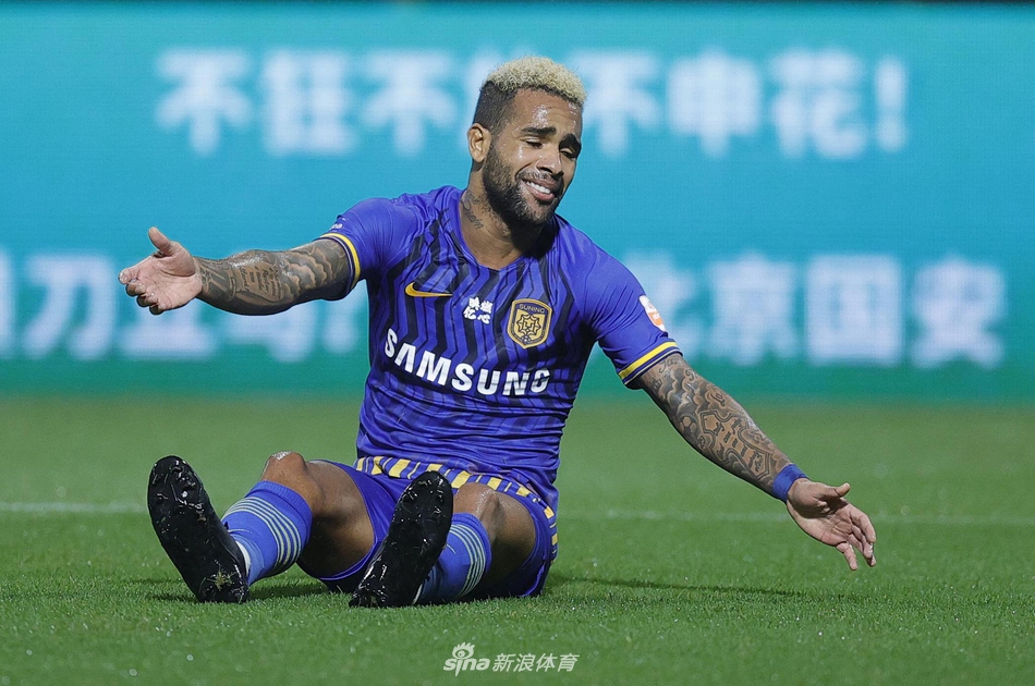 特谢拉禁区内倒地未判点